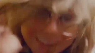 I m SOOOO HORNY and I HAVE NO ONE TO FUUUUCK 🔮